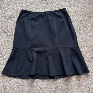 White House Black Market Ruffled-Hem Straight Pencil Skirt Sz 8 Mini Length